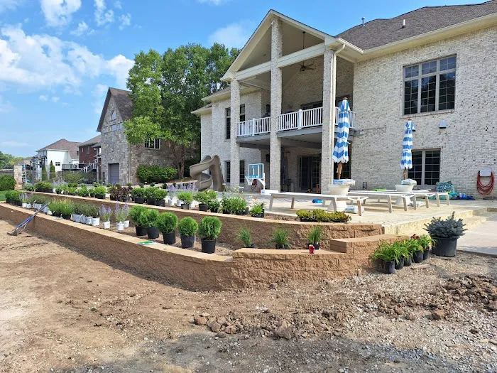 Pedraza Lawn and Landscaping llc Picture 8