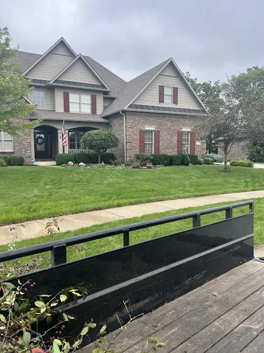 Lawns By Brad Picture 4