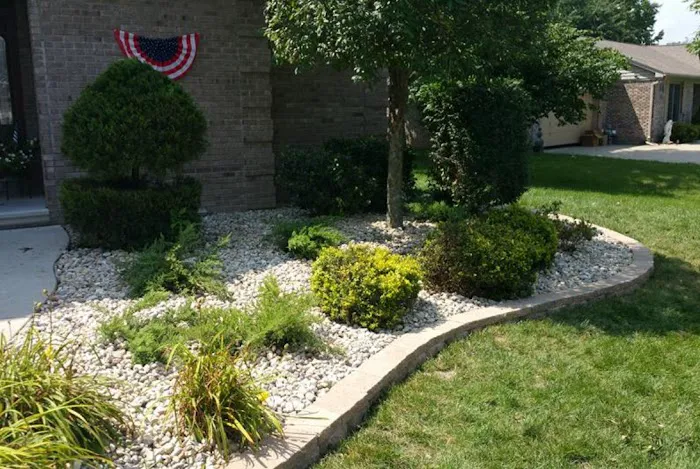 Hawcreek Landscaping- Landscape, Mowing, Columbus Indiana Picture 1