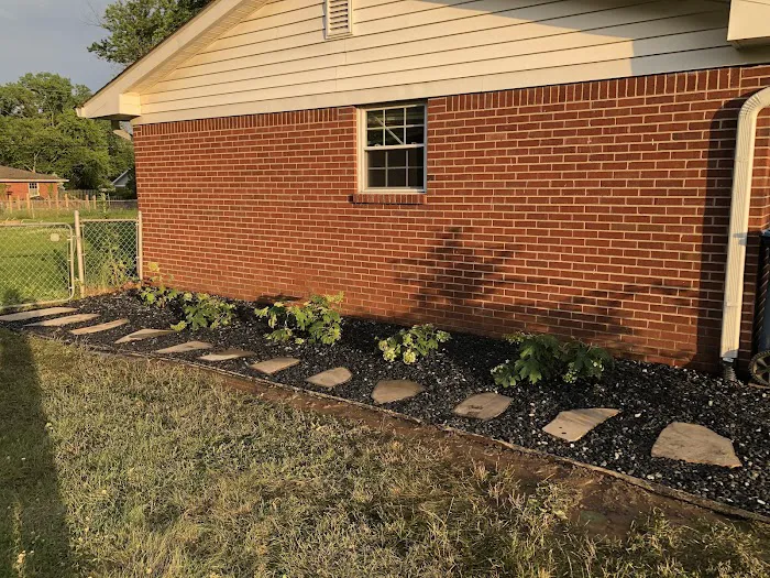 LGI Landscaping Picture 7