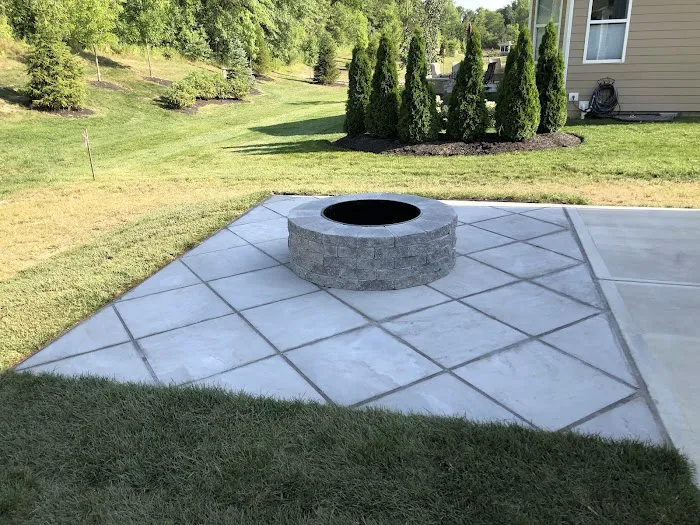 LGI Landscaping Picture 1