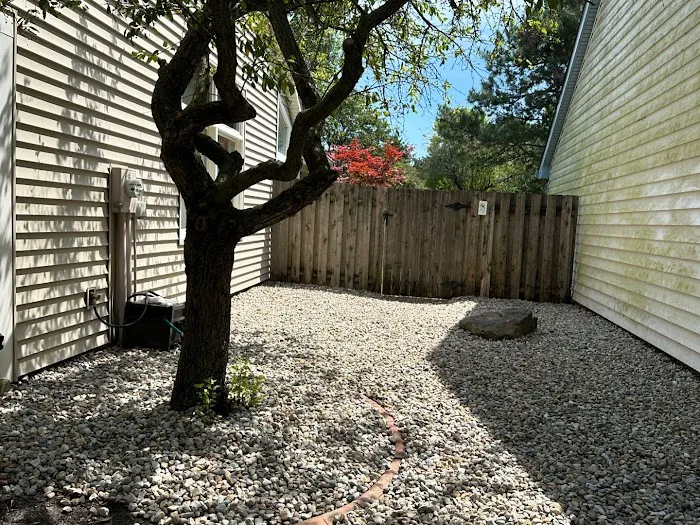 LGI Landscaping Picture 5