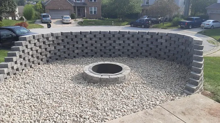 WL landscaping & cleaning Picture 1