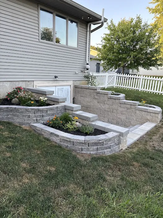 Classy Grass Lawn Care, Landscape & Snow Removal Picture 2