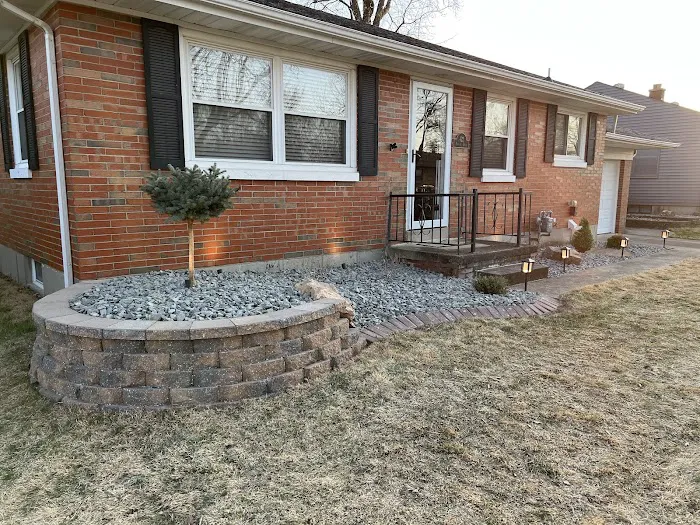 SM Lawn & Landscape Picture 10