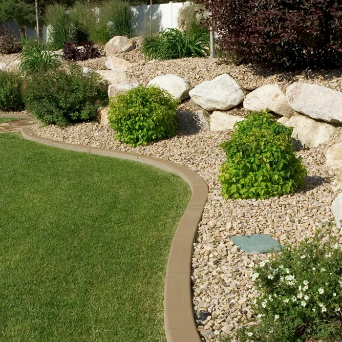 Gateway Lawn & Landscape Inc Picture 9