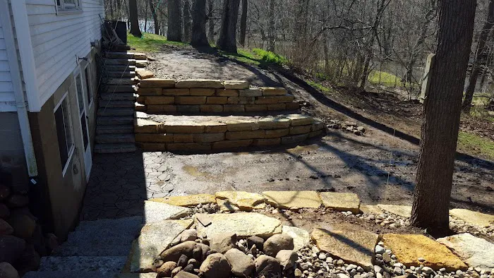 Monarch Landscaping & Garden Center Picture 5