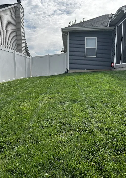 Jack Robertson Lawn Care Picture 5