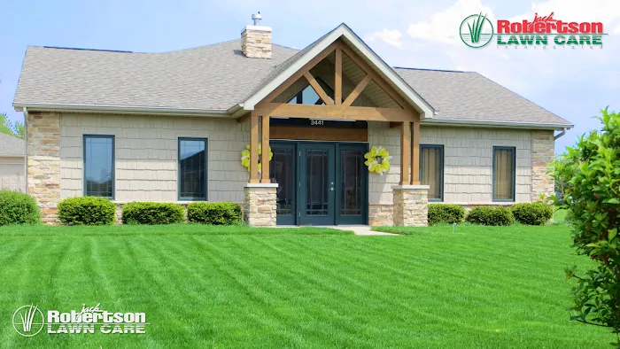 Jack Robertson Lawn Care Picture 10