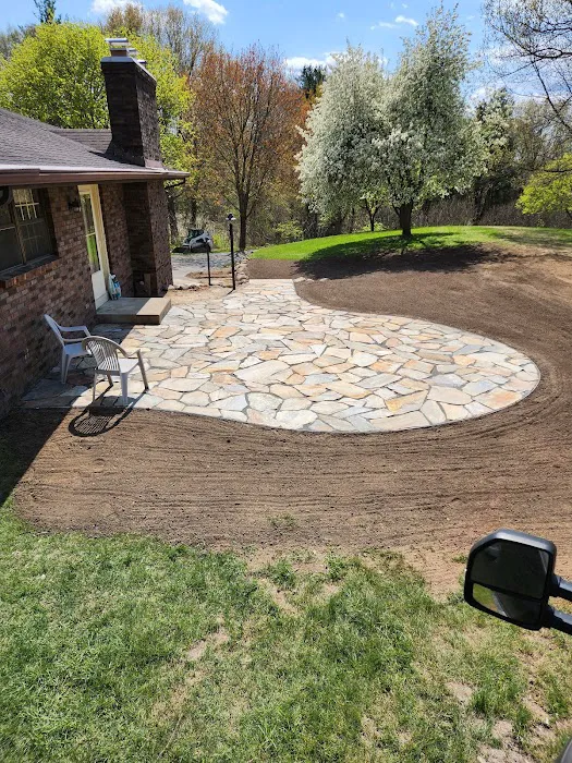 K & K Landscaping Picture 8