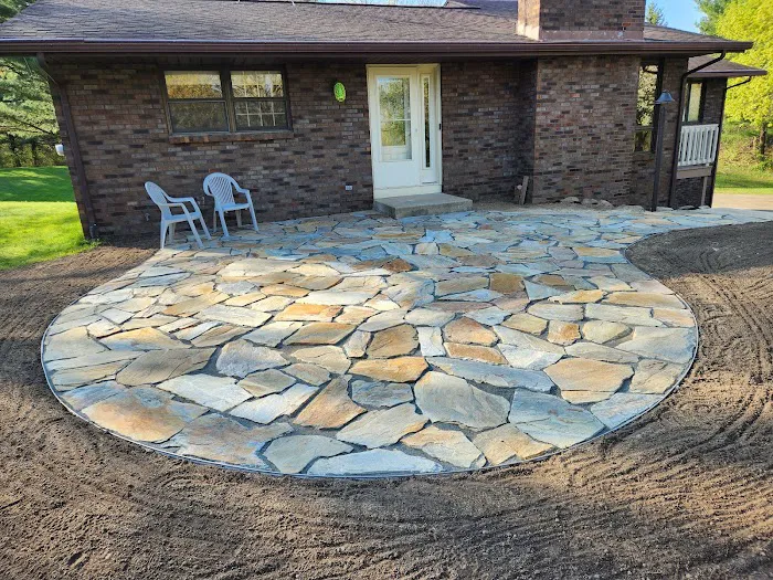 K & K Landscaping Picture 4