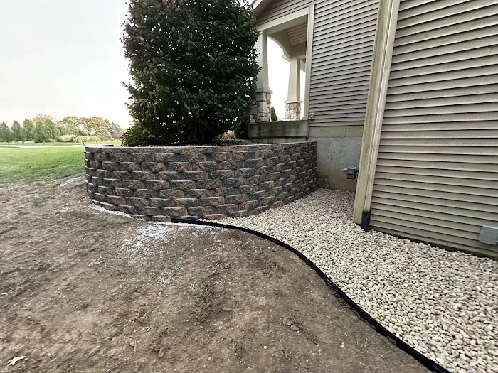 C D Lawn Maintenance & Supply Picture 5