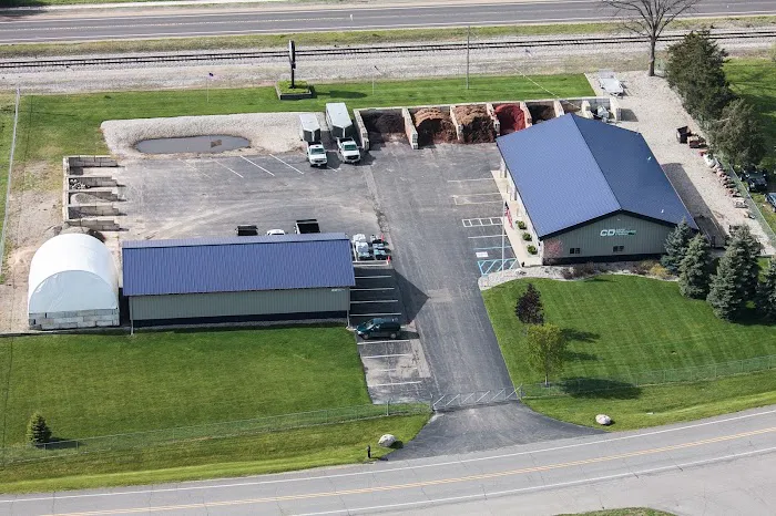 C D Lawn Maintenance & Supply Picture 1