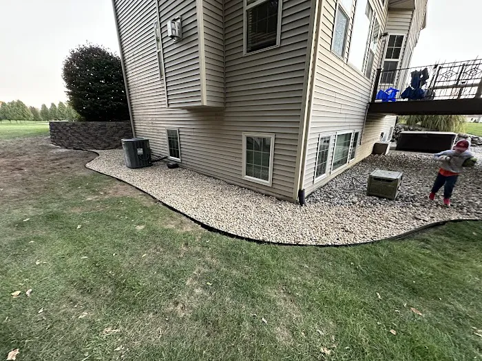 C D Lawn Maintenance & Supply Picture 8