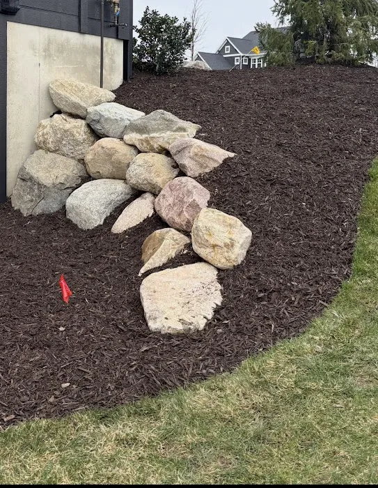 That’s Wild Landscaping LLC Picture 1