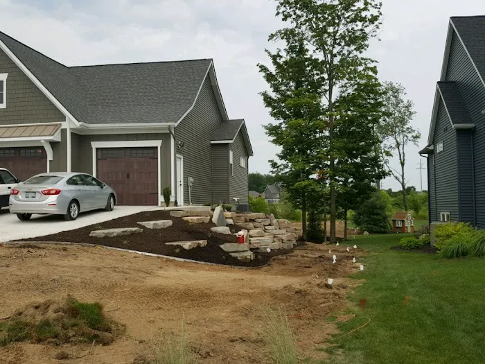 Pro-Mow Lawn Care & Landscaping, LLC Picture 9