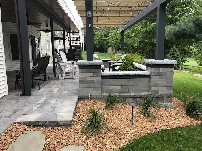 Pro-Mow Lawn Care & Landscaping, LLC Picture 1