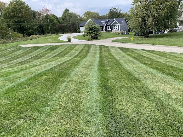 Green Turf Lawn & Landscaping Services Picture 7