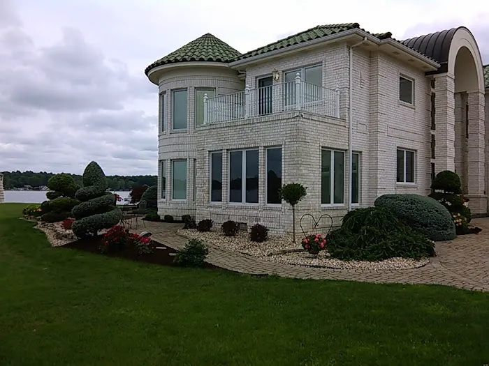 M and C Landscape Services Picture 8