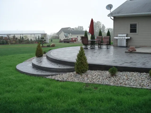Moore's Landscaping Picture 6