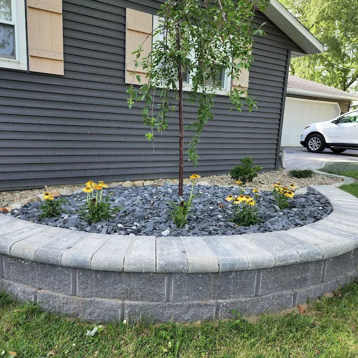 Farrell's Lawn & Garden Center Picture 4