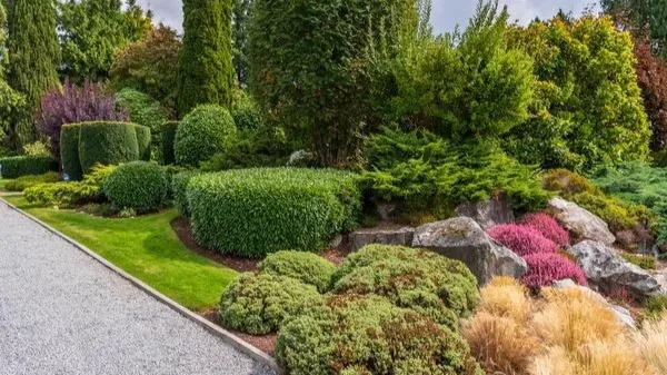 Farrell's Lawn & Garden Center Picture 1