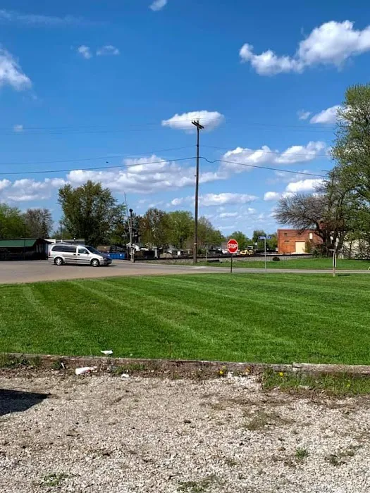 Alvarado Lawn & Landscape LLC Picture 3