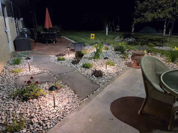 Ruff Cut Lawncare & Landscape LLC Picture 8