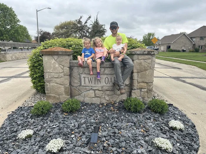 Ruff Cut Lawncare & Landscape LLC Picture 7