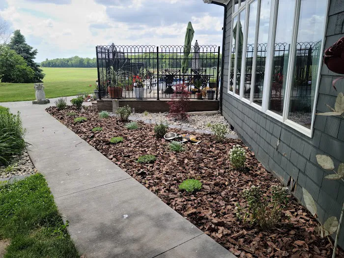 Ruff Cut Lawncare & Landscape LLC Picture 2
