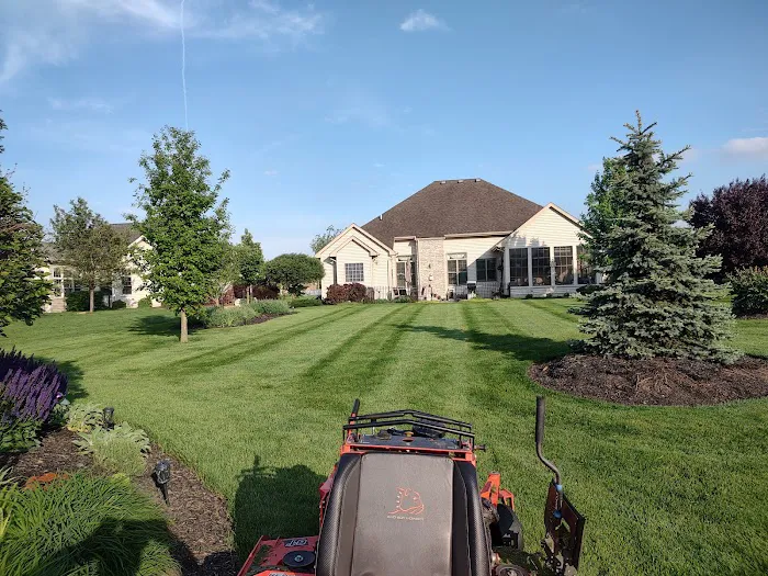 The Lawn Ranger Yards and More LLC Picture 2