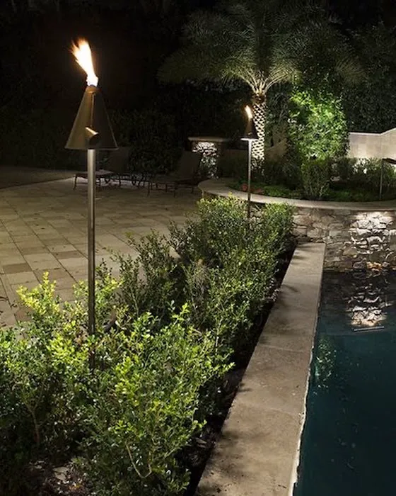 Glimmer Landscape Lighting Picture 5