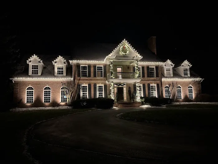 Glimmer Landscape Lighting Picture 4