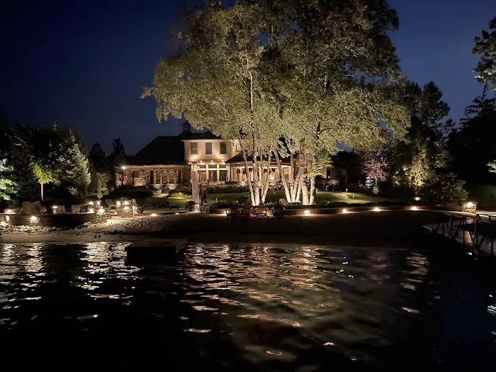Glimmer Landscape Lighting Picture 10