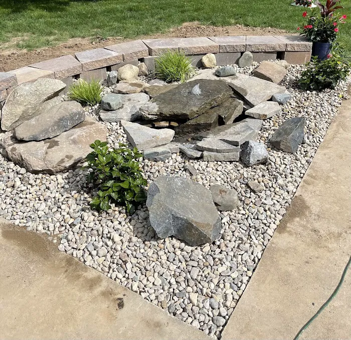Sousa's lawn care service and home improvement Picture 4