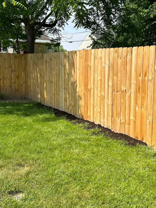 Professional Lawn Maintenance LLC Picture 9