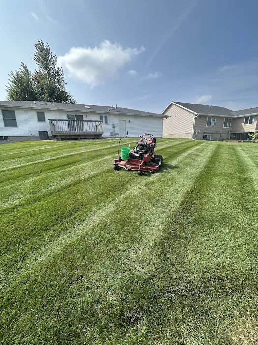 Kramer Lawn and Landscape LLC Picture 4