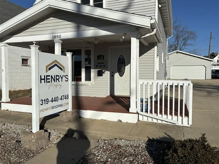 Heroes Lawn Care of Cedar Rapids Picture 3
