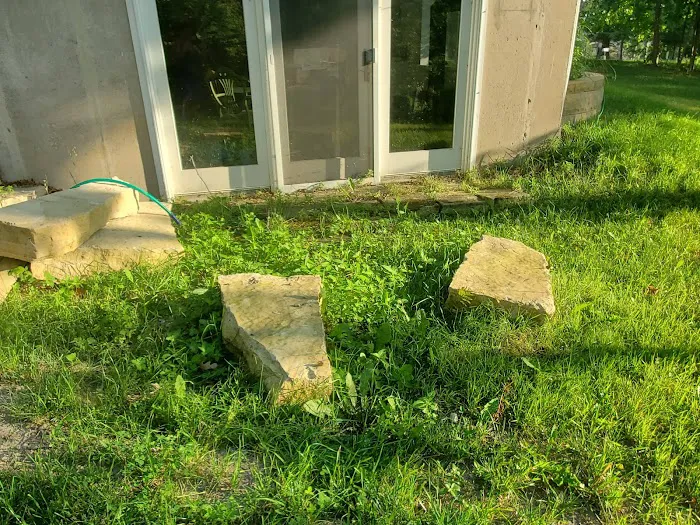 Emerald Green Lawn Care & Landscaping, Inc Picture 2