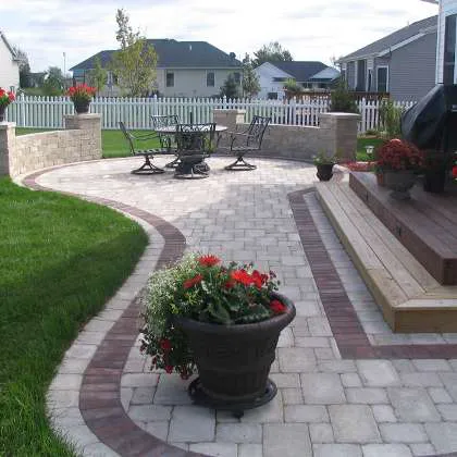 Greg's Lawn & Landscaping Picture 10