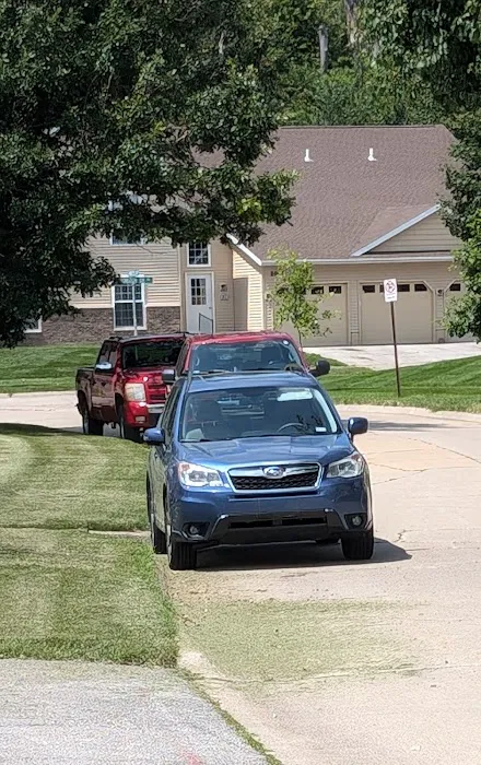 Greg's Lawn & Landscaping Picture 7
