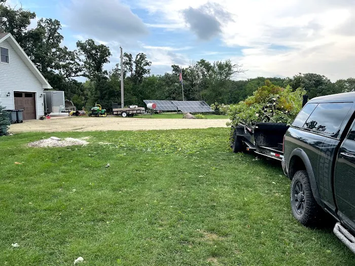 Hawkeye Farm Services Picture 1