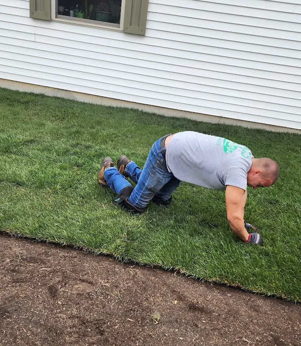 Gotta Guy and Girl LLC. Landscape Maintenance Picture 10