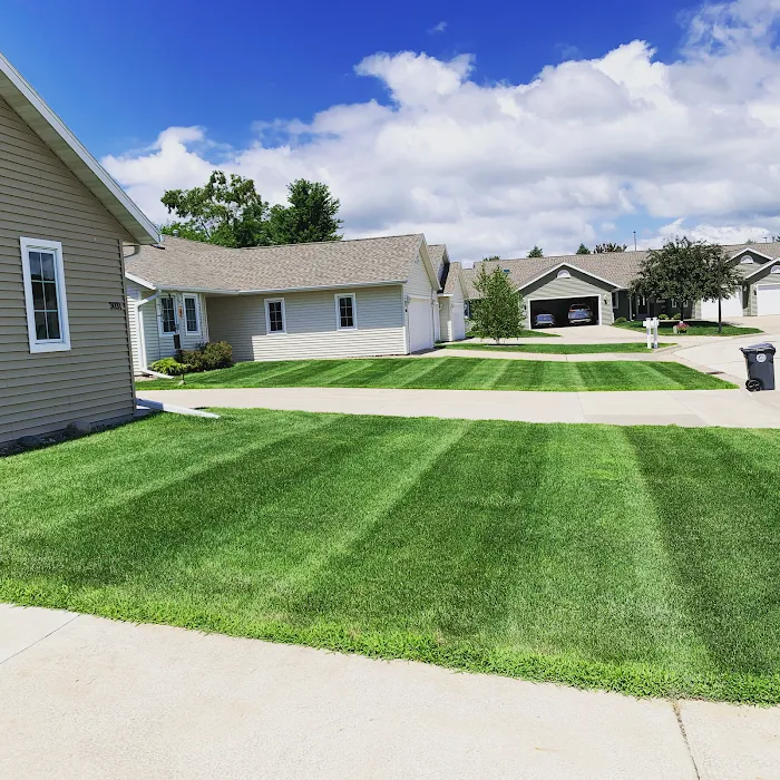 CCL Lawncare LLC Picture 5