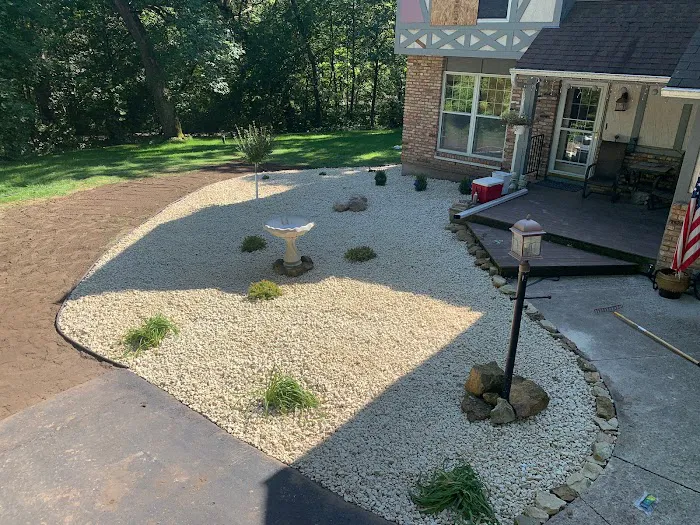 CCL Lawncare LLC Picture 4