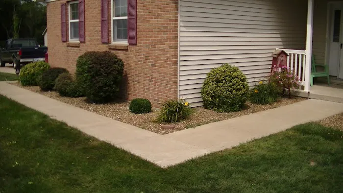 Reeves Painting & Maintenance Picture 5