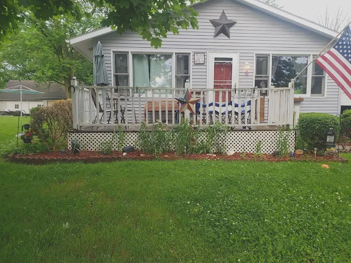 Price & Sons Lawn and Patio Landscaping Picture 1