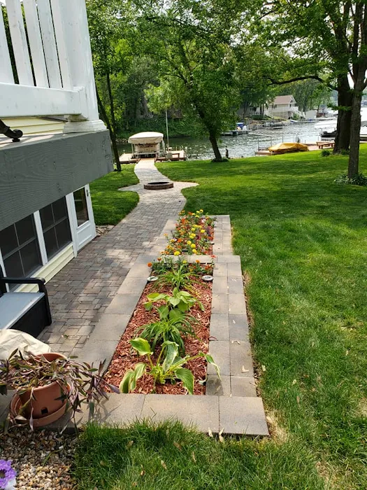 Premier Landscaping and Stone Picture 8