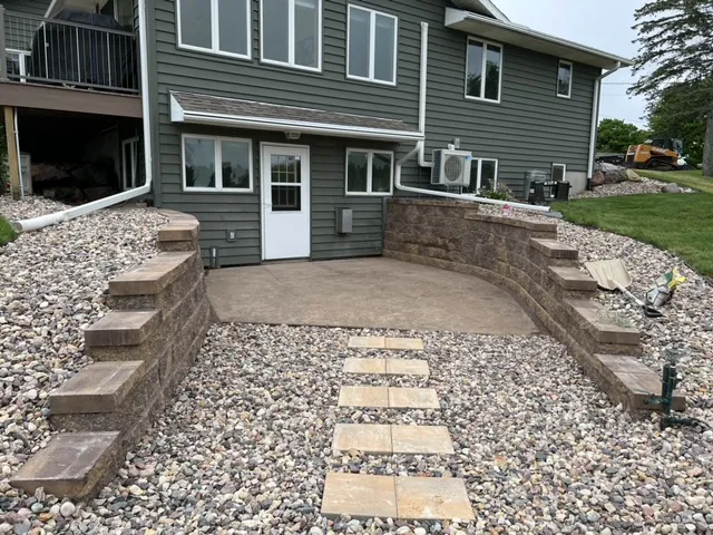Adler Landscaping Picture 8