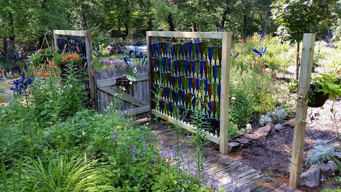 Bottle Tree Creations by Jerry Swanson Picture 7